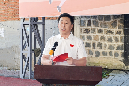 領(lǐng)導(dǎo)講話 (1).jpg